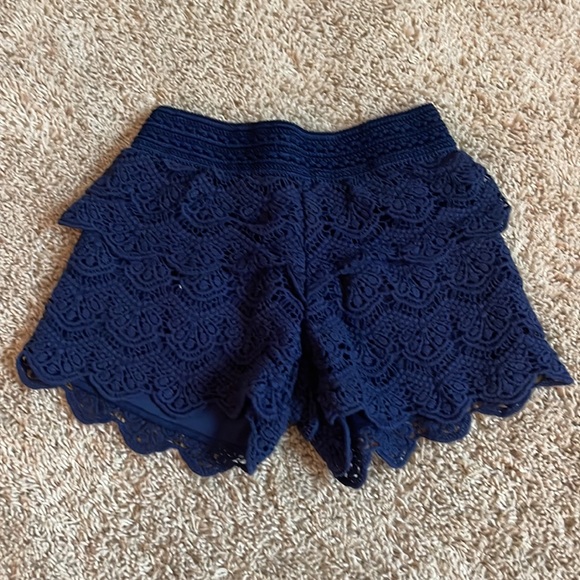 Justice Crochet Shorts - Size 10 - Picture 5 of 7